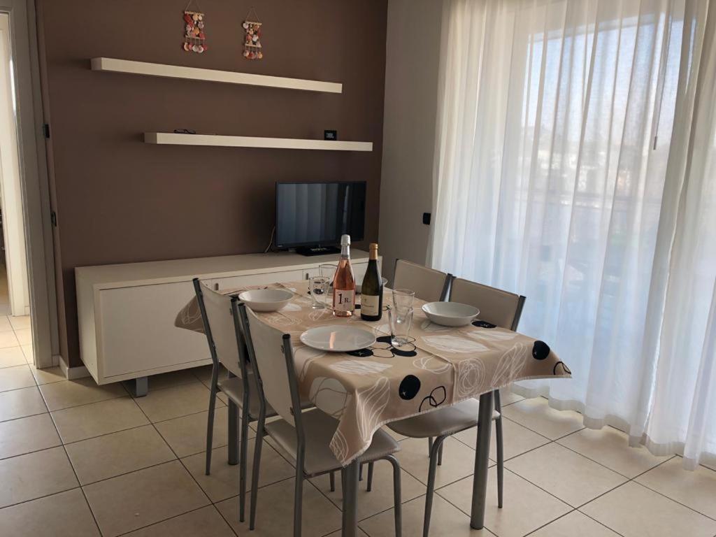 Brezza da mare Apartment Rimini Exterior foto